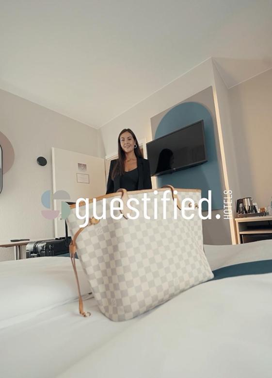 Guestified Liyana Hotel Ратинген Екстериор снимка